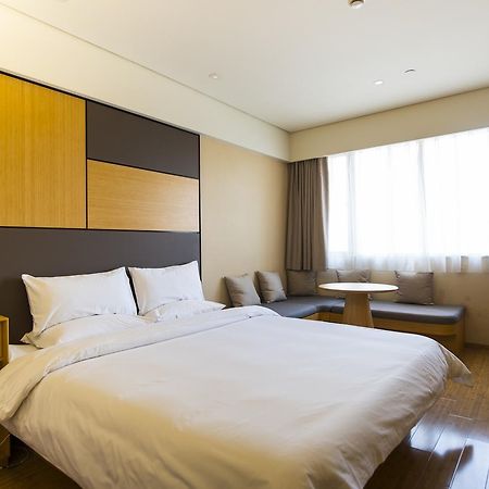 Ji Hotel Changchun Oriental Plaza Екстер'єр фото