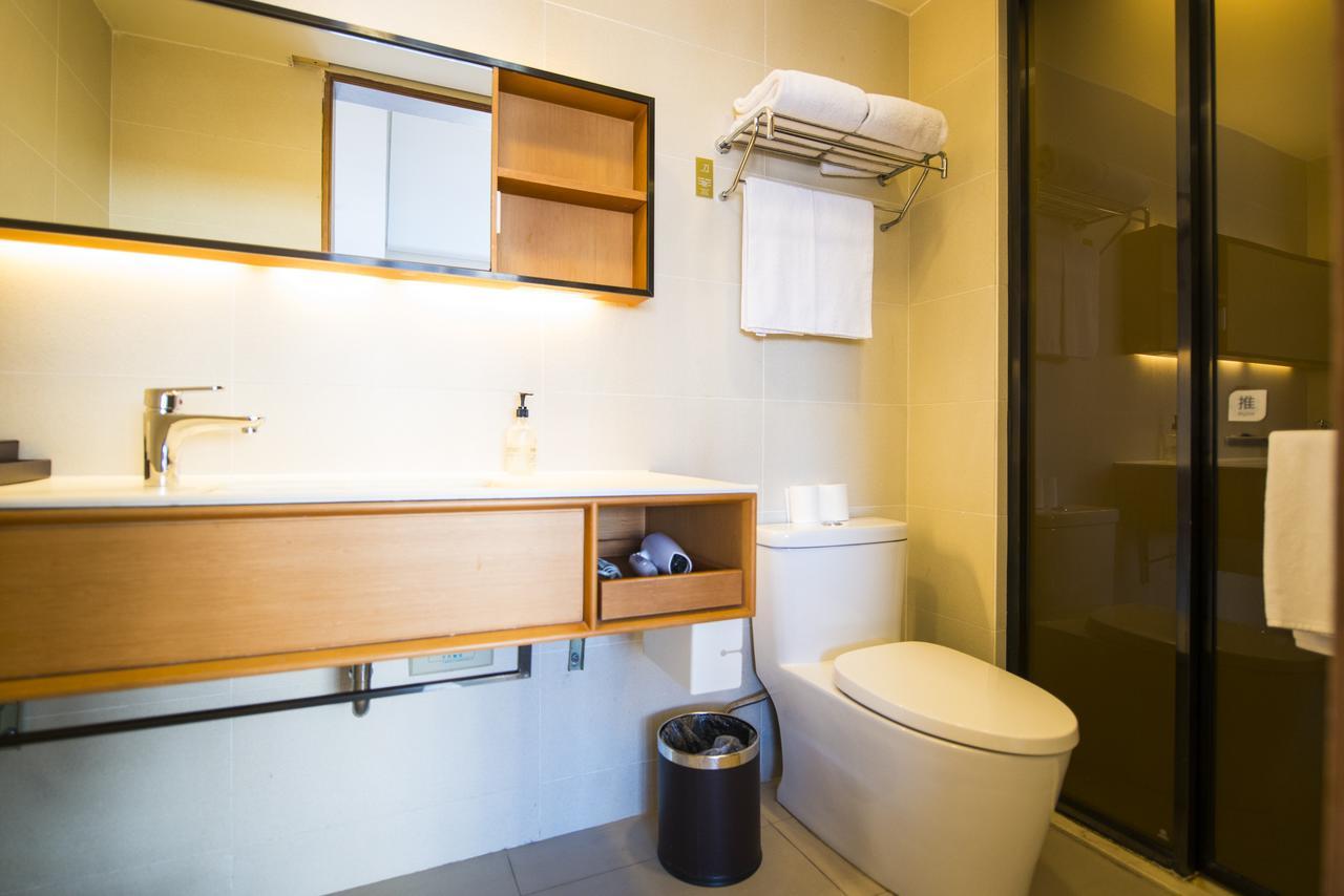 Ji Hotel Changchun Oriental Plaza Екстер'єр фото