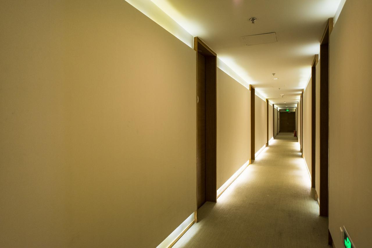 Ji Hotel Changchun Oriental Plaza Екстер'єр фото