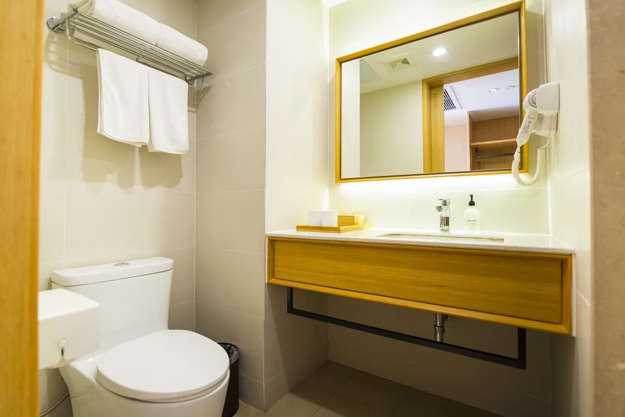 Ji Hotel Changchun Oriental Plaza Екстер'єр фото