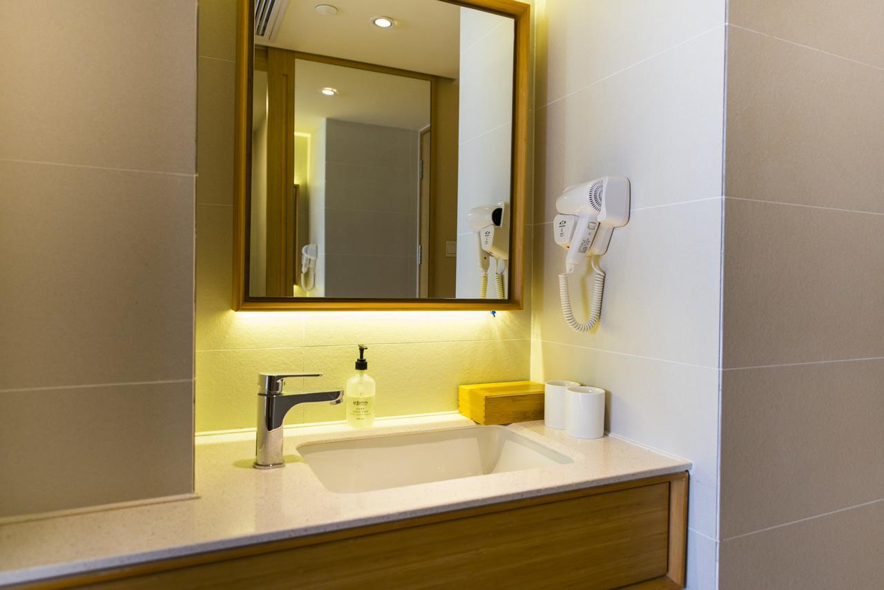 Ji Hotel Changchun Oriental Plaza Екстер'єр фото